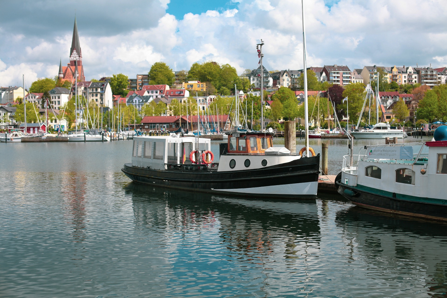 Waldwuchs Flensburg: Gemeinsam für Nachhaltigkeit und Natur!