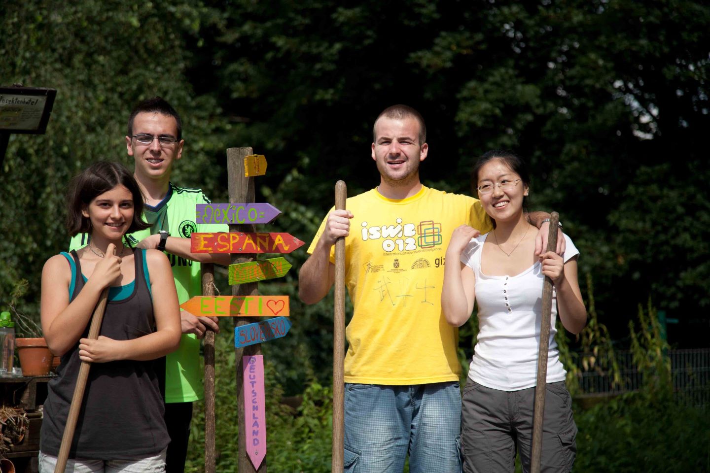 Build your Summer: Handwerk, Teamspirit & Farm-Life!